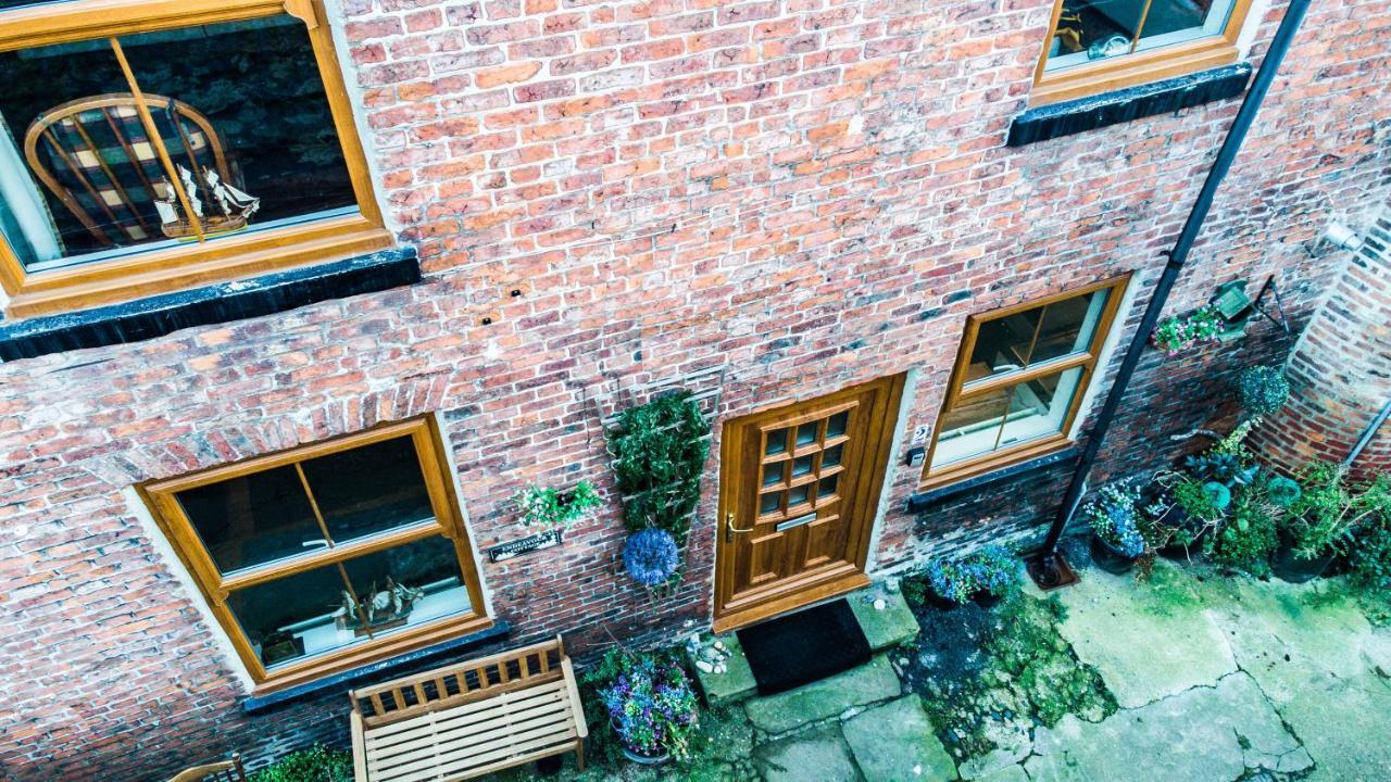 Endeavour Cottage Whitby Sleeps 6 Екстериор снимка