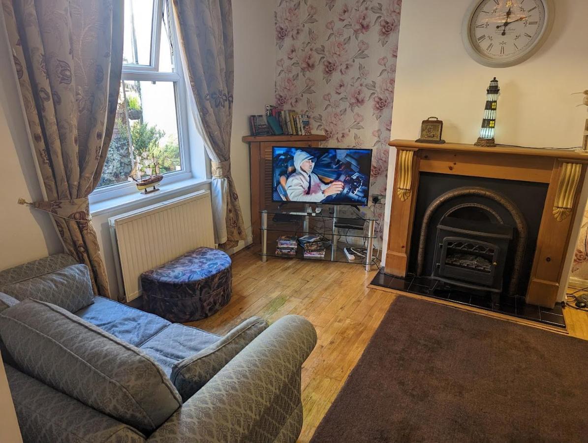 Endeavour Cottage Whitby Sleeps 6 Екстериор снимка